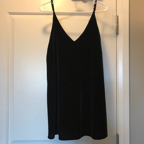 Velvet dress. Brunette the Label - Picture 4 of 4